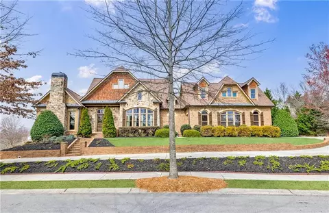2584 Northern Oak Dr, Braselton, GA 30517