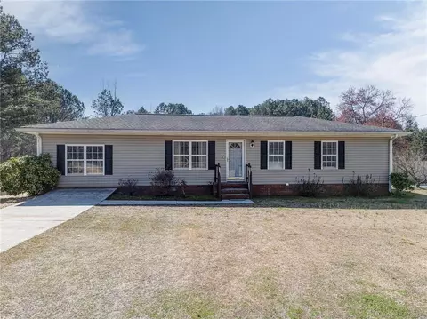 426 Price Rd NE, Rome, GA 30161