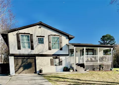 1862 Bent Trl, Snellville, GA 30078