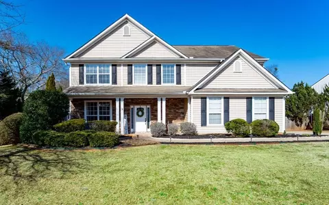 2450 Greenside Ct, Austell, GA 30106