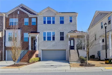 841 Sunset Park Dr, Suwanee, GA 30024