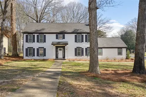610 Bruce Way SW, Lilburn, GA 30047