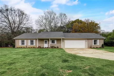 3785 Rosemary Ln SE, Conyers, GA 30013