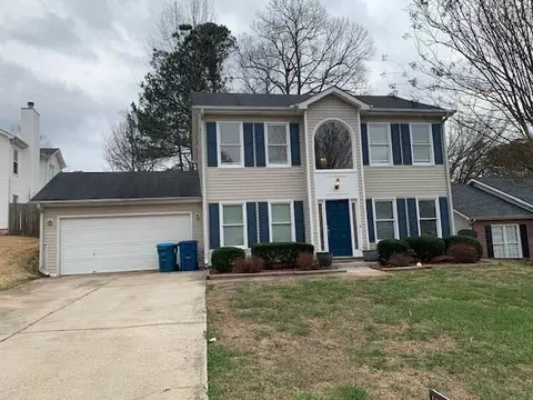 385 Heathgate Dr, Lawrenceville, GA 30044