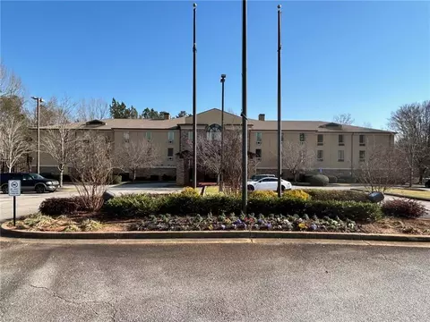 930 Lake Oconee Pkwy #213, Eatonton, GA 31024