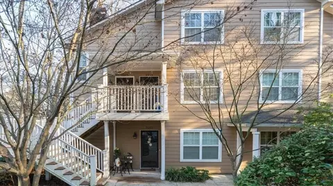 2224 River Heights Ct SE, Marietta, GA 30067
