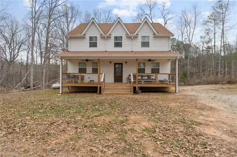 124 Bear Creek Pt, Mansfield, GA 30055
