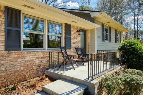 Exterior - 2735 Pioneer Ct, Chamblee, GA 30341 photo 17 of 18