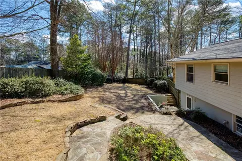 Exterior - 2735 Pioneer Ct, Chamblee, GA 30341 photo 11 of 18