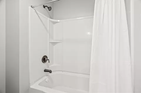 Bath - 11338 Gates Ter, Duluth, GA 30097 photo 7 of 10