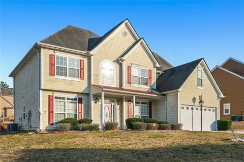 2304 Willow Shade Ct, Loganville, GA 30052