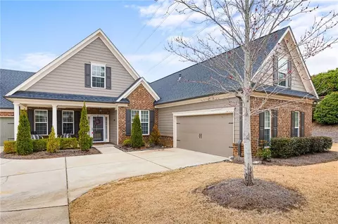 1824 Manor View Cir NW, Acworth, GA 30101