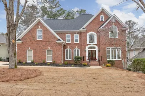 175 Stoney Ridge Dr, Alpharetta, GA 30022