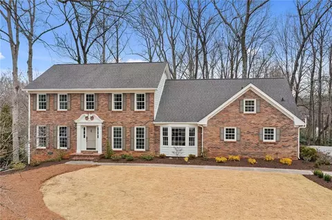 5397 Hallford Dr, Dunwoody, GA 30338