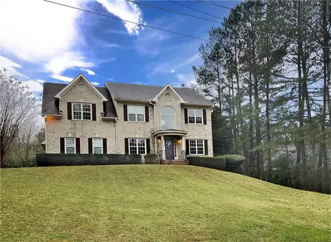 210 Crestwood Rd, Tyrone, GA 30290