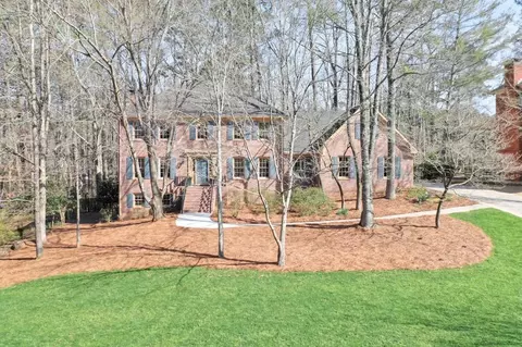 5910 Magnolia Mill Ct, Peachtree Corners, GA 30092
