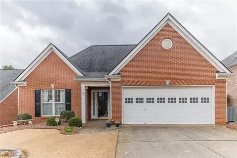 925 Livery Cir, Lawrenceville, GA 30046