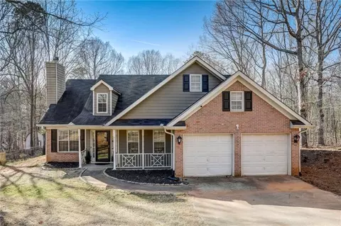 25 Saratoga Ct, Covington, GA 30016