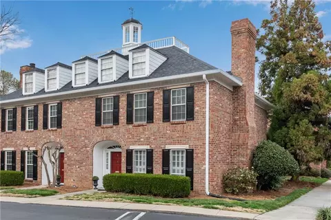 4 Middle Plantation Rd NW, Atlanta, GA 30318