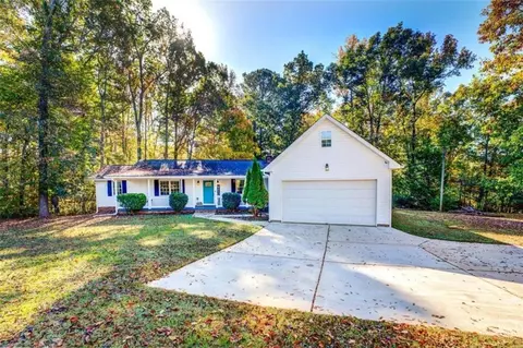898 Wynn Rd, Mcdonough, GA 30252