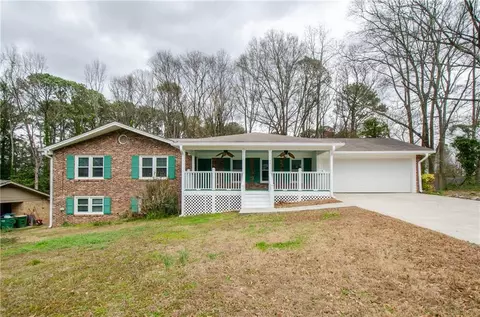 1722 Eldonlas Ct, Stone Mountain, GA 30087