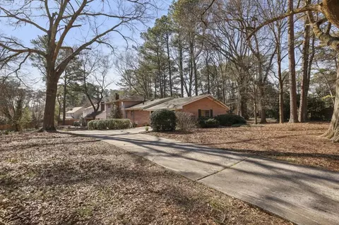 Exterior - 4297 Chamblee Dunwoody Rd, Chamblee, GA 30341 photo 7 of 8