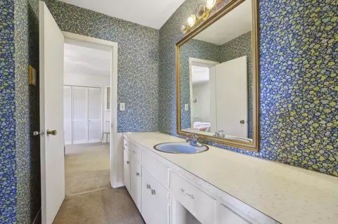 Bath - 4297 Chamblee Dunwoody Rd, Chamblee, GA 30341 photo 4 of 5