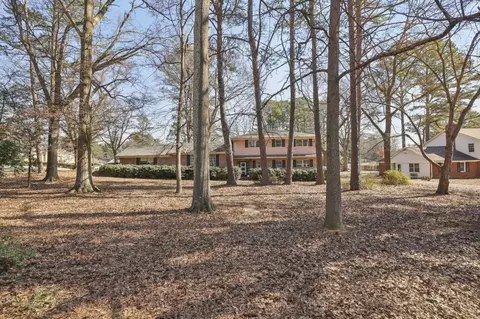 View/Area - 4297 Chamblee Dunwoody Rd, Chamblee, GA 30341 photo 1 of 2