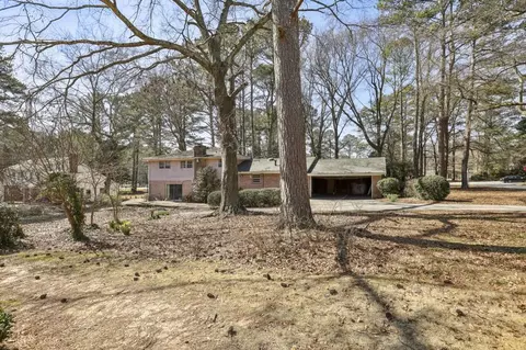 Exterior - 4297 Chamblee Dunwoody Rd, Chamblee, GA 30341 photo 6 of 8