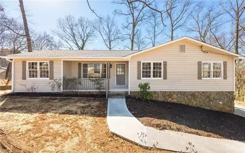 125 Ridgewood Dr, Woodstock, GA 30188