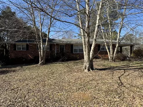 2367 Fraser Rd, Marietta, GA 30066