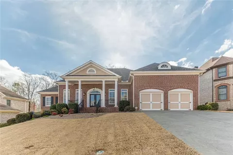 2705 Ivy Brook Ln, Buford, GA 30519