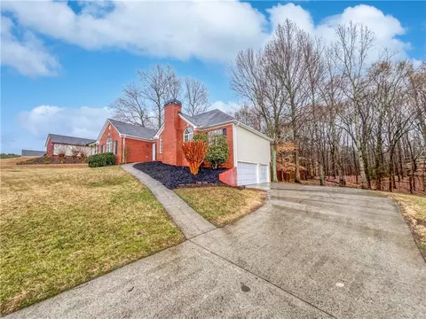 89 Gold Crest Dr, Braselton, GA 30517