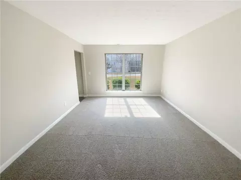 1758 Bennett Dr, Mcdonough, GA 30253 photo 8