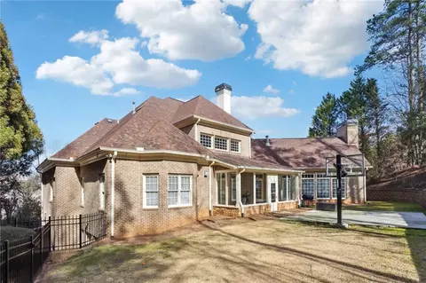 Exterior - 8790 Glasgow Pointe Pointe, Duluth, GA 30097 photo 4 of 5