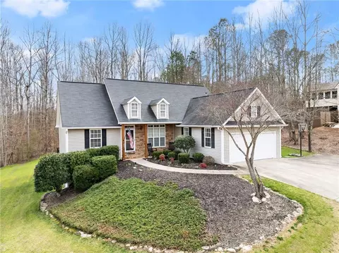 6940 Autumn Hills Dr, Cumming, GA 30028