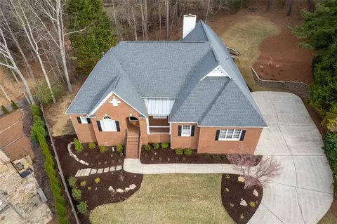 Exterior - 10882 Glenleigh Dr, Duluth, GA 30097 photo 3 of 14