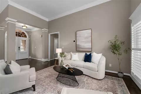 Living - 10882 Glenleigh Dr, Duluth, GA 30097 photo 3 of 6