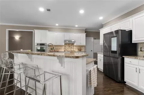 Kitchen - 10882 Glenleigh Dr, Duluth, GA 30097 photo 3 of 6