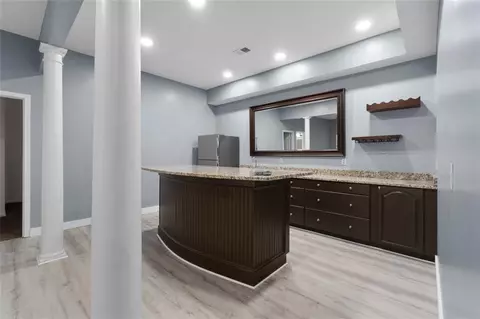 Bath - 10882 Glenleigh Dr, Duluth, GA 30097 photo 6 of 7