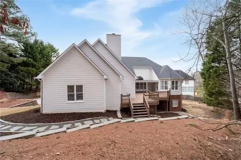 Exterior - 10882 Glenleigh Dr, Duluth, GA 30097 photo 12 of 14