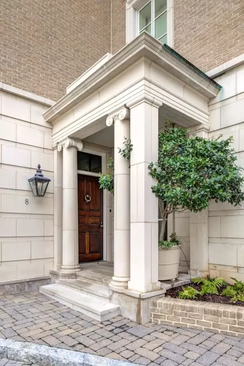 2440 Peachtree Rd NW #8, Atlanta, GA 30305