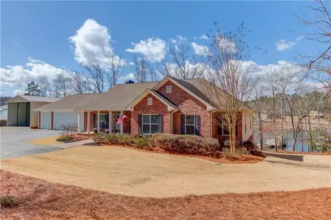 3627 Schofield Rd, Gainesville, GA 30506