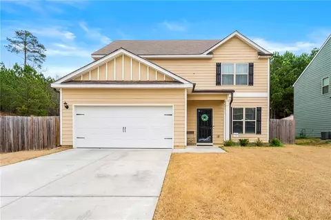 7908 Winkman Dr, Fairburn, GA 30213