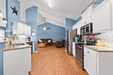 Kitchen - 145 Kiley Dr, Hoschton, GA 30548 photo 3 of 4