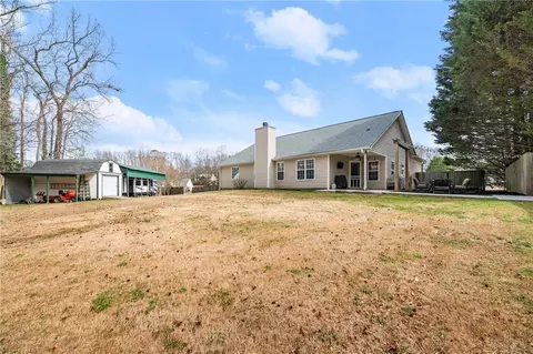 Exterior - 145 Kiley Dr, Hoschton, GA 30548 photo 9 of 12