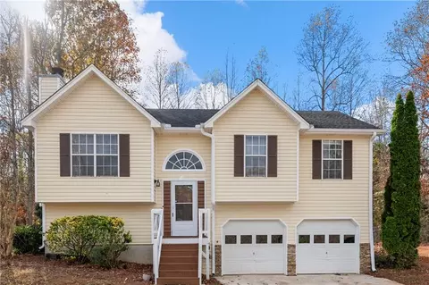 621 Rustin Dr, Dallas, GA 30157