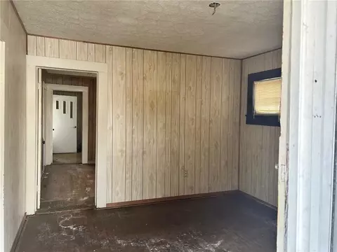 300 Davis Ave, Toccoa, GA 30577 photo 5