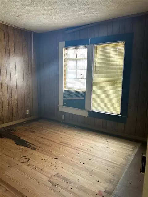 300 Davis Ave, Toccoa, GA 30577 photo 8