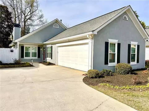 210 Woodstream Way, Fayetteville, GA 30214
